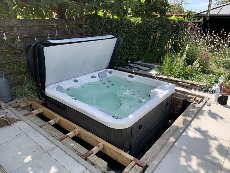 Путь к созданию уюта и расслабляющей атмосферы на приусадебном участке Антона