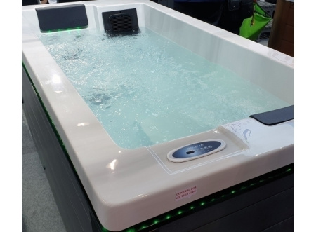 Гидромассажный спа-бассейн Jazzi Pool Virginia